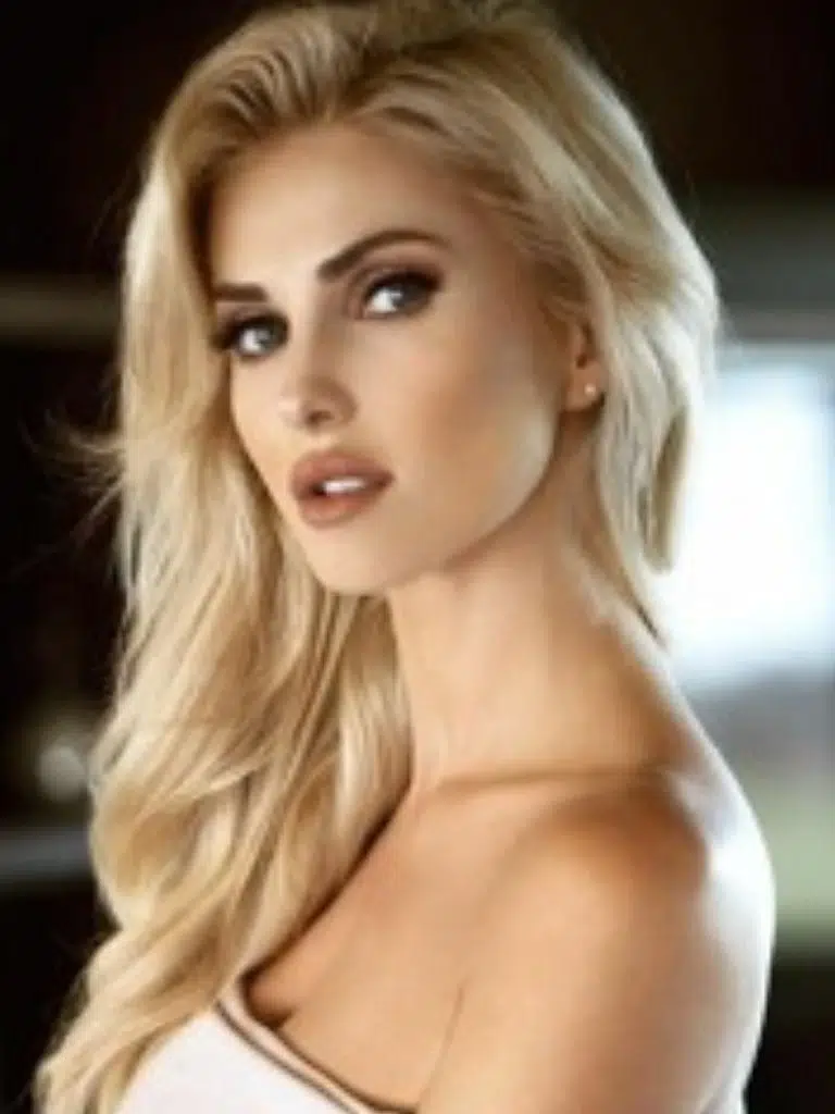 Leanna Bartlett Biography: Wiki, Age, Career, Height, Weight, Boyfriend, Net Worth & More